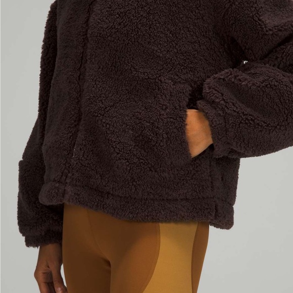 ❤️ Lululemon Cinchable Fleece Zip-Up
French Press - Sold Out Everywhere - Picture 3 of 3